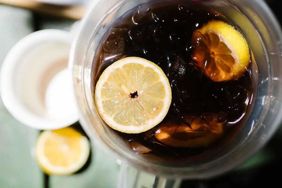 Cold Brew Tea at Home: A Ratio Guide for Iced Black, Green, and Herbal Teas